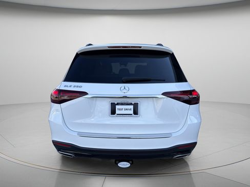 Used 2026 Mercedes-Benz GLE 350 4MATIC image 4