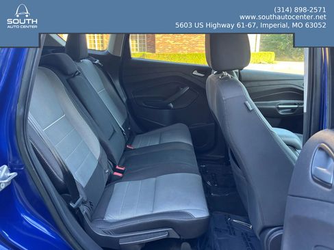 Used 2015 Ford Escape SE image 11