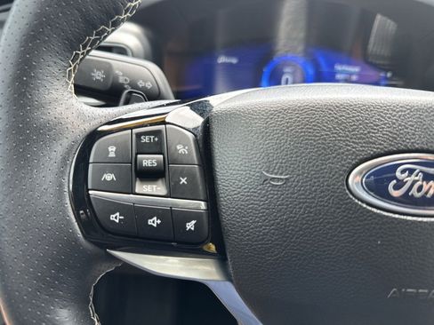 Used 2023 Ford Explorer ST w/ Equipment Group 401A AWD/4WD image 31