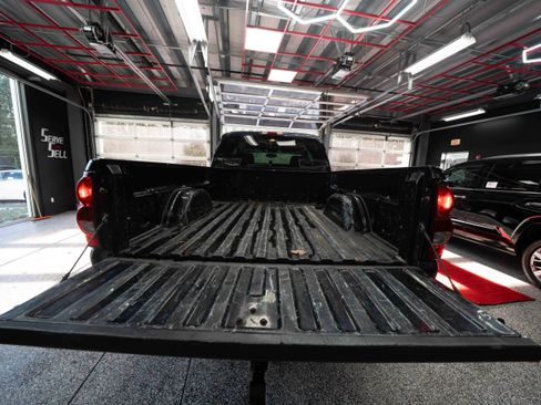 Used 2004 Chevrolet Silverado 2500 LT w/ Heavy-Duty Power Package image 27