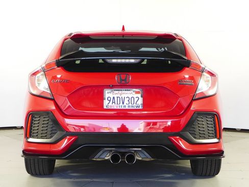 Used 2018 Honda Civic Sport Touring image 8
