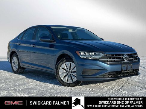 Used 2019 Volkswagen Jetta S image 1