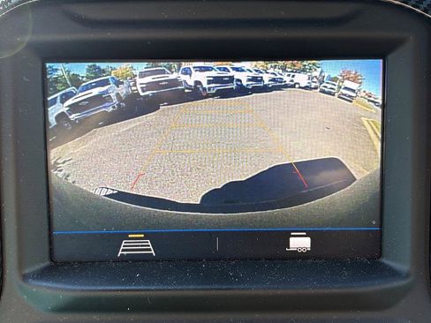 Used 2020 Chevrolet Silverado 2500 Custom w/ Custom Convenience Package image 23