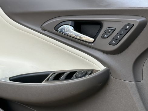Used 2024 Chevrolet Malibu LT FWD image 25