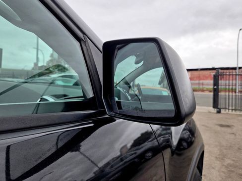 Used 2012 GMC Acadia SLE FWD image 38
