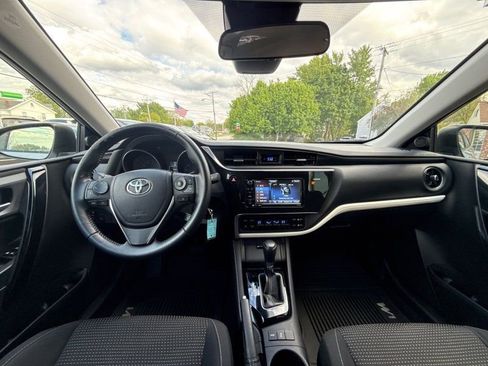 Used 2017 Toyota Corolla iM w/ All-Weather Mat Package FWD image 28