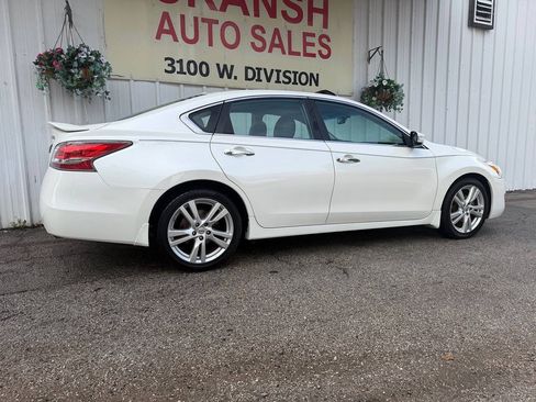 Used 2015 Nissan Altima 3.5 SL FWD image 3