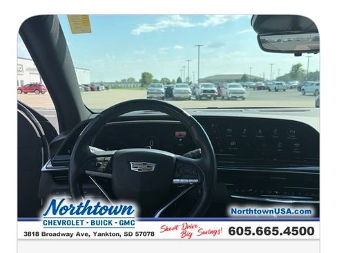 Used 2022 Cadillac Escalade Sport AWD/4WD image 15