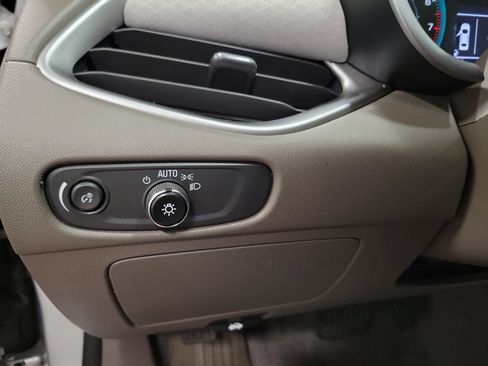 Used 2022 Chevrolet Malibu LS w/ Driver Confidence Package II FWD image 26
