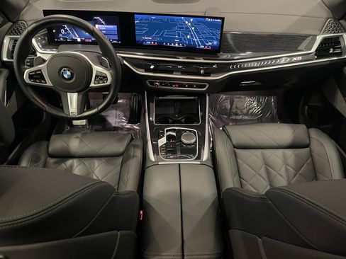 Certified 2024 BMW X5 xDrive40i w/ M Sport Package AWD/4WD image 16