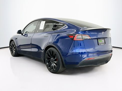 Used 2022 Tesla Model Y Performance AWD/4WD image 5
