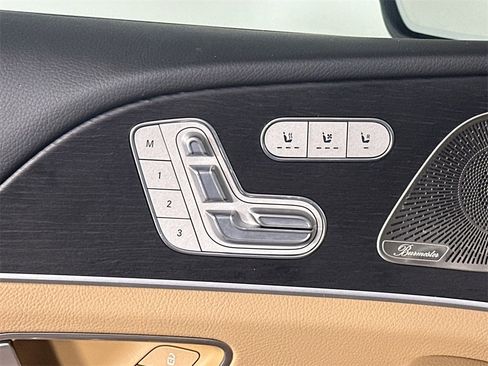 Certified 2025 Mercedes-Benz GLS 450 4MATIC image 11