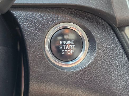 Used 2015 Toyota Sienna Limited Premium AWD/4WD image 17