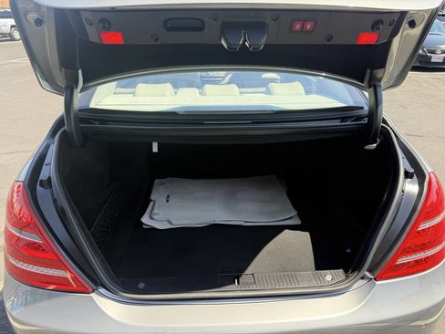 Used 2011 Mercedes-Benz S 550 image 28