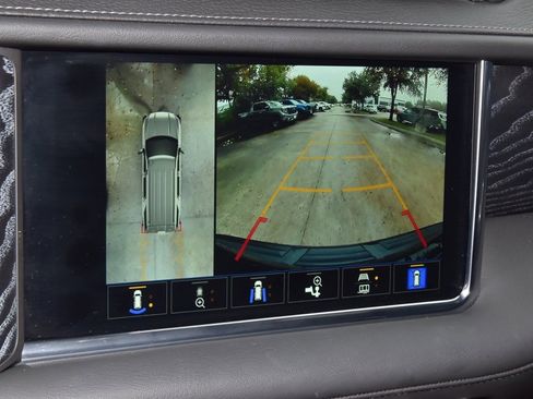 Used 2023 GMC Yukon Denali w/ LPO, Floor Liner Package image 31