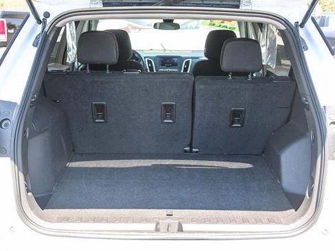 Used 2023 Chevrolet Equinox LT image 25