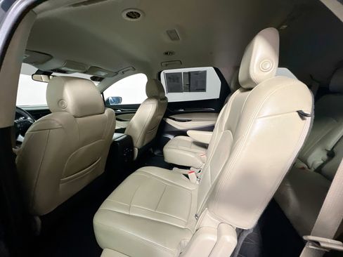 Used 2018 Buick Enclave Essence w/ Trailering Package FWD image 29
