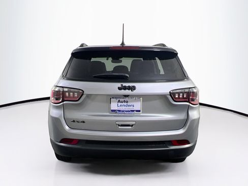 Used 2022 Jeep Compass Latitude w/ Sun and Sound Group AWD/4WD image 6