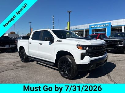 New 2026 Chevrolet Silverado 1500 Custom Trail Boss w/ Turbomax Blackout Package