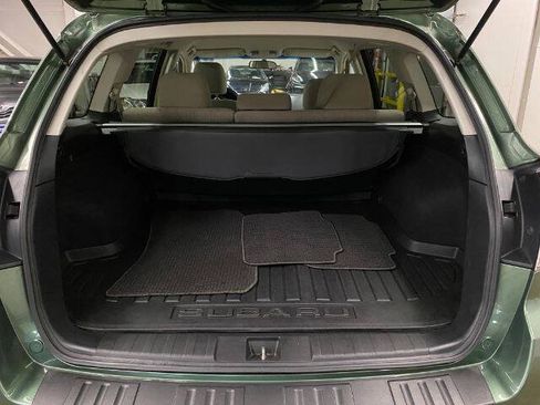 Used 2013 Subaru Outback 2.5i Premium w/ All-Weather Pkg AWD/4WD image 14