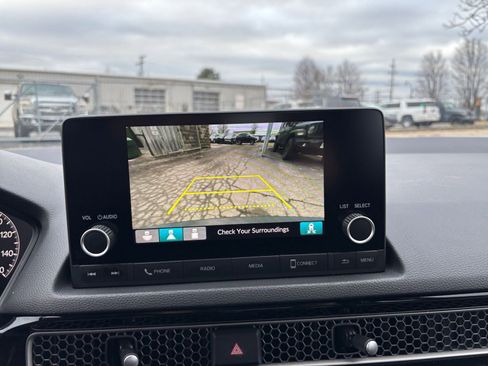 Used 2025 Honda Civic Sport image 17