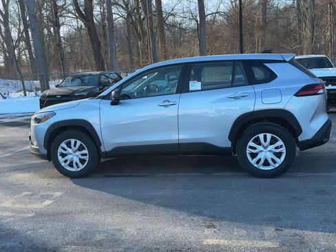 New 2026 Toyota Corolla Cross L image 5