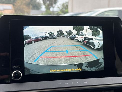 New 2026 Toyota Prius Plug-In Hybrid FWD image 22