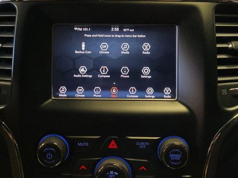 Used 2020 Jeep Grand Cherokee Laredo RWD image 25