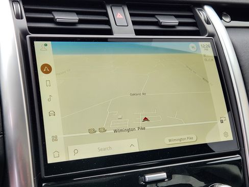 Certified 2024 Land Rover Discovery S image 22