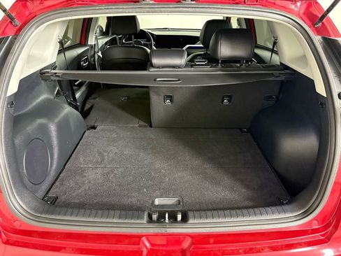 Used 2022 Kia Niro EX Premium image 18