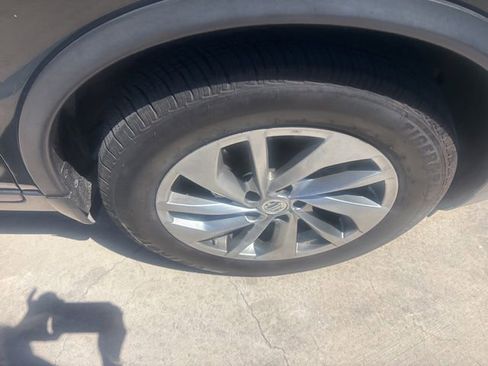 Used 2014 Nissan Rogue SL w/ SL Premium Package image 7