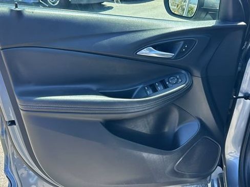 Used 2020 Buick Encore GX Preferred w/ Sport Touring Package FWD image 16