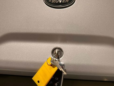 Used 2020 Land Rover Defender 110 X image 7