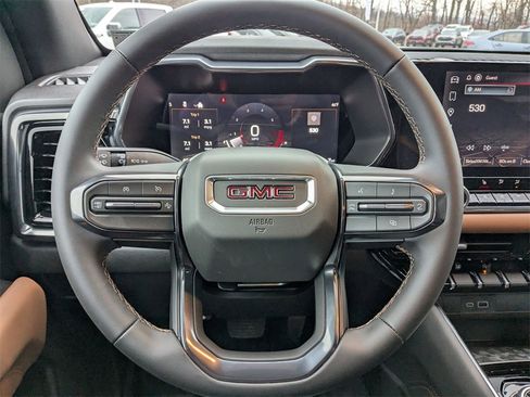 New 2026 GMC Canyon AT4 image 17