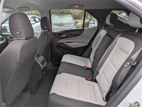 Used 2023 Chevrolet Equinox LS w/ LS Convenience Package image 13