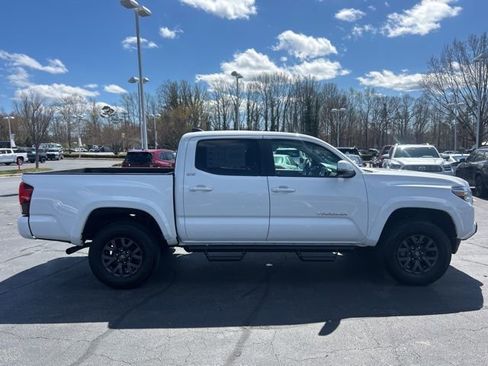 Used 2023 Toyota Tacoma SR5 image 4