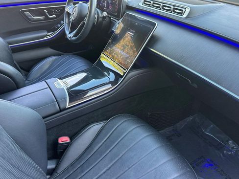 Certified 2023 Mercedes-Benz S 500 4MATIC image 22