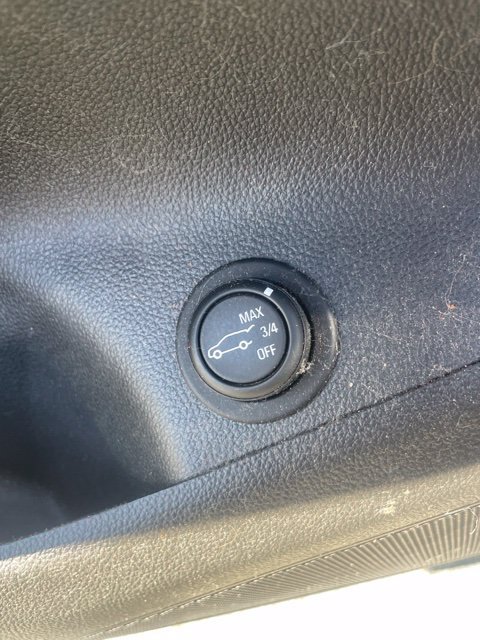 Used 2017 Buick Envision Essence FWD image 9