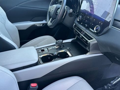 Certified 2024 Lexus RX 350h w/ Convenience Package AWD/4WD image 16