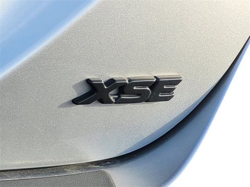 Used 2023 Toyota Camry XSE image 7