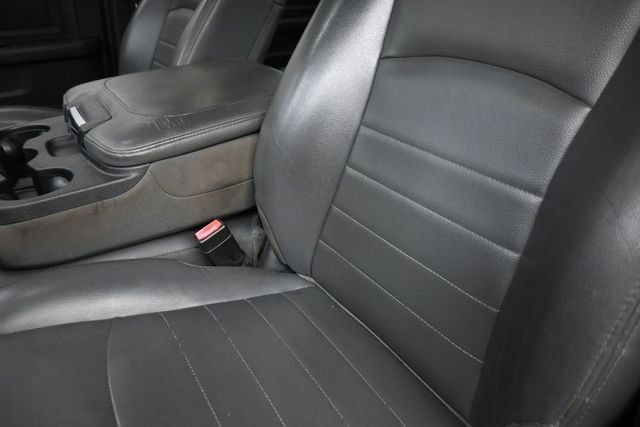 Used 2016 RAM 2500 Tradesman w/ Chrome Appearance Group AWD/4WD image 17