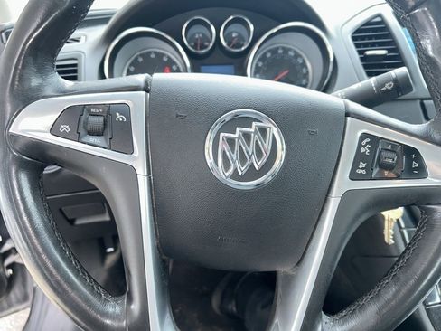 Used 2011 Buick Regal CXL Turbo image 9