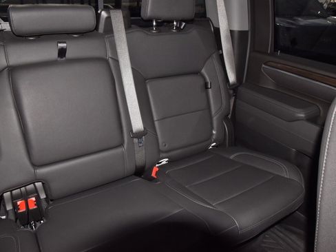 Used 2025 Chevrolet Silverado 2500 LT w/ Safety Package image 21