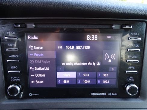 Used 2018 Toyota Sienna LE AWD image 22