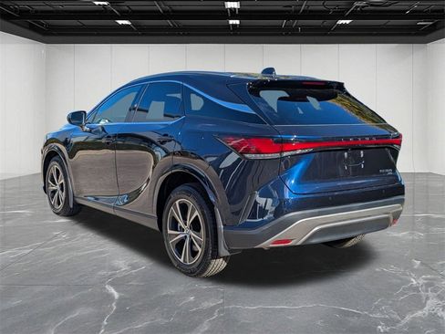 Used 2023 Lexus RX 350 Premium image 3
