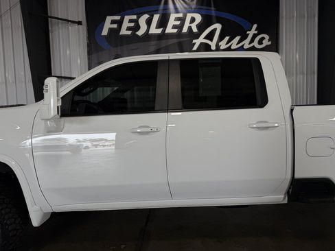 Used 2021 Chevrolet Silverado 2500 LT w/ All Star Edition AWD/4WD image 17