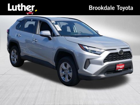 Certified 2025 Toyota RAV4 XLE AWD/4WD image 1