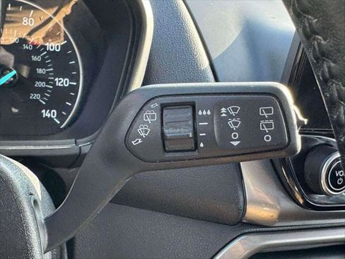 Used 2019 Ford EcoSport SE w/ SE Convenience Package image 24