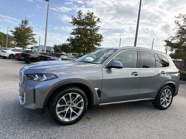 Certified 2024 BMW X5 sDrive40i w/ Premium Package RWD image 7