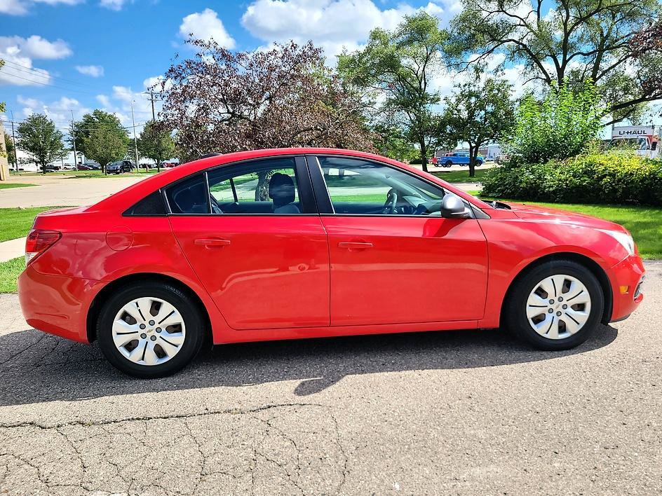 Used 2016 Chevrolet Cruze LS FWD image 8